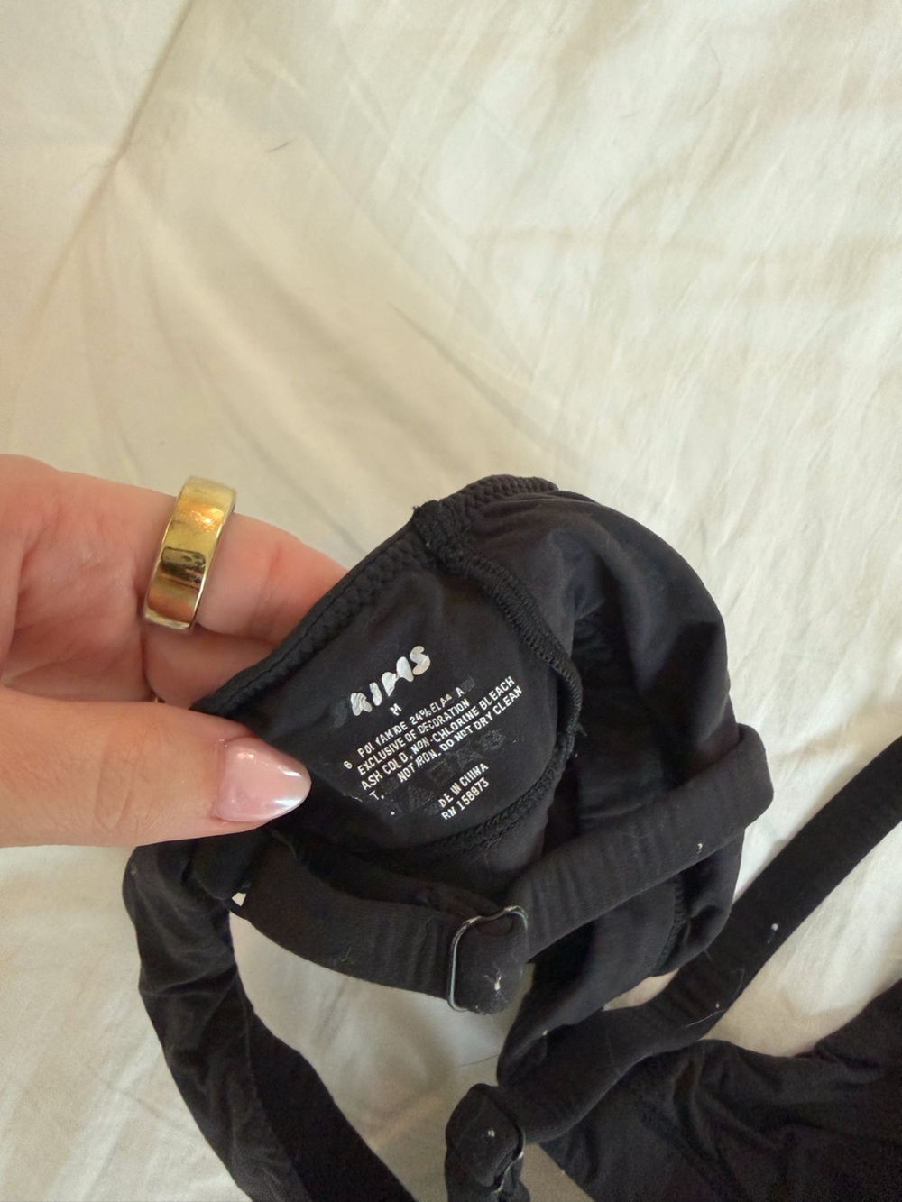 FINAL PRICE BEFORE DONATION- Skims fits everybody triangle bralette - Picture 4 of 4
